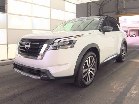 1 image of 2025 Nissan Pathfinder Platinum