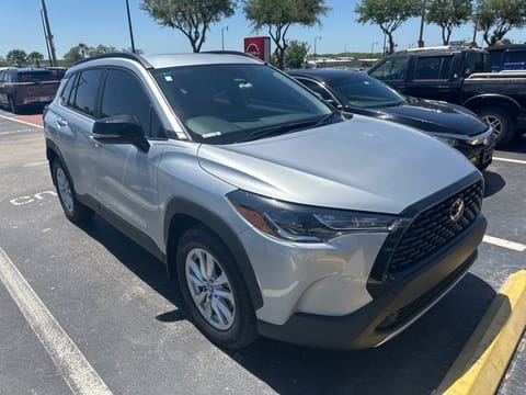 1 image of 2025 Toyota Corolla Cross LE