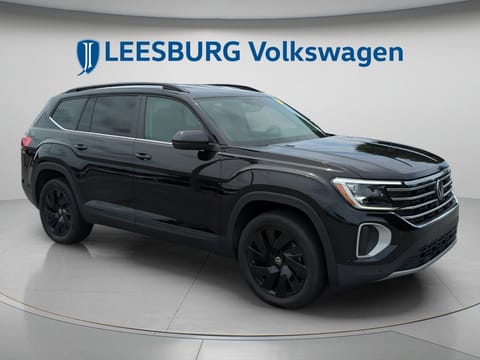 1 image of 2025 Volkswagen Atlas 2.0T SE w/Technology