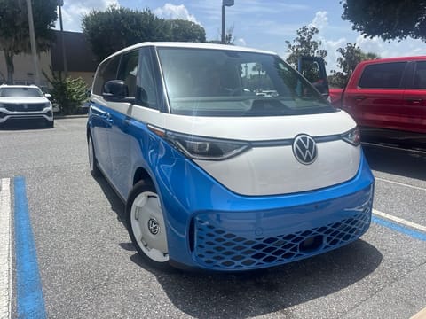 1 image of 2025 Volkswagen ID. Buzz 1st Edition