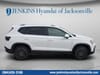 2 thumbnail image of  2025 Volkswagen Taos 1.5T SE