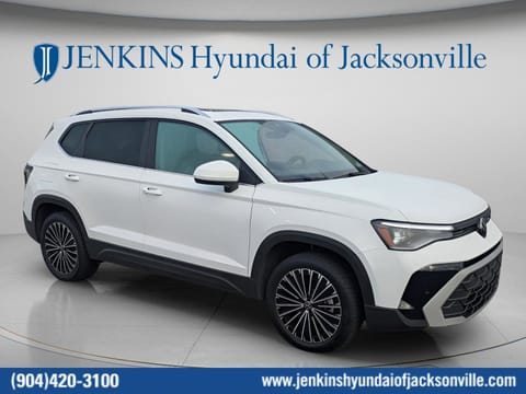 1 image of 2025 Volkswagen Taos 1.5T SE