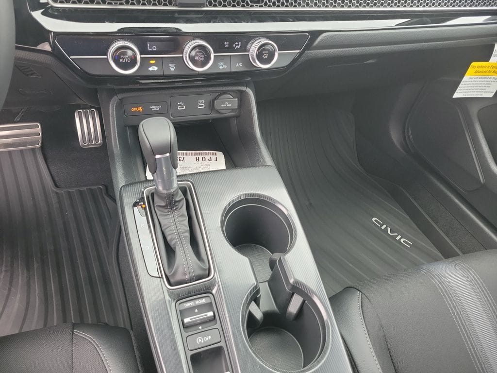 2026 Honda Civic Hatchback Sport - Photo 29