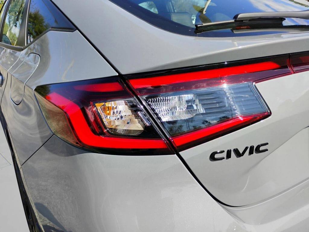 2026 Honda Civic Hatchback Sport - Photo 14