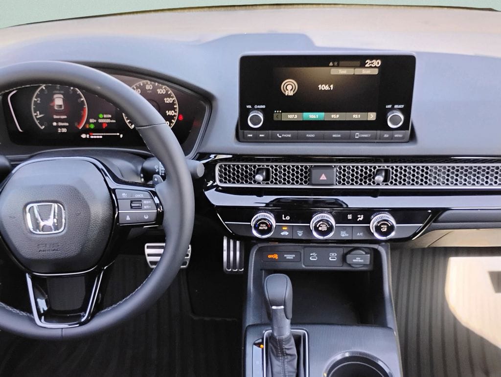 2026 Honda Civic Hatchback Sport - Photo 19