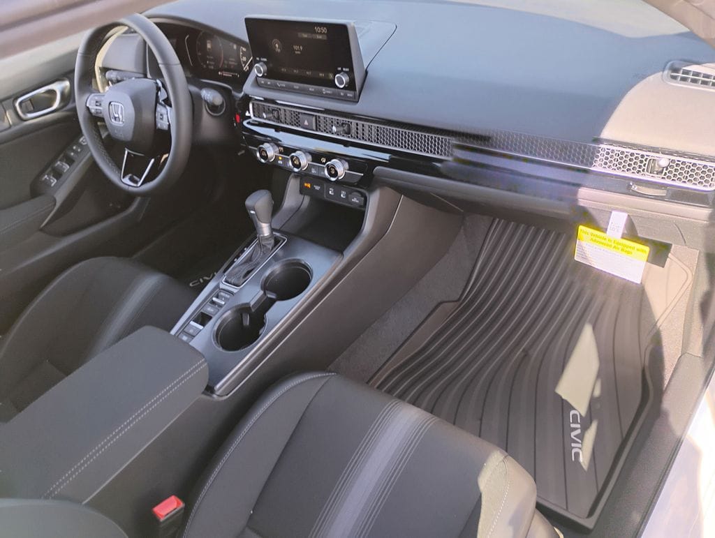 2026 Honda Civic Hatchback Sport - Photo 13