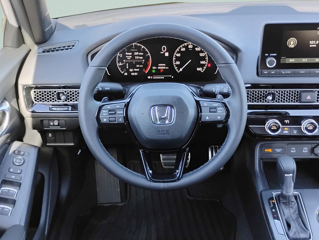 2026 Honda Civic Hatchback Sport - Photo 15