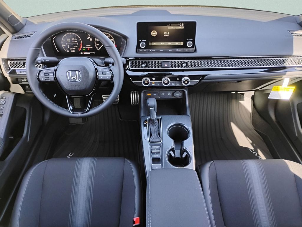 2026 Honda Civic Hatchback Sport - Photo 14