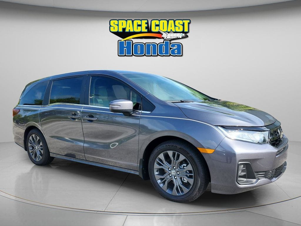 2026 Honda Odyssey Touring's photo