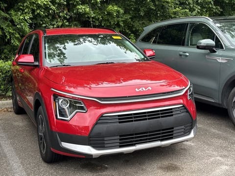 1 image of 2026 Kia Niro LX