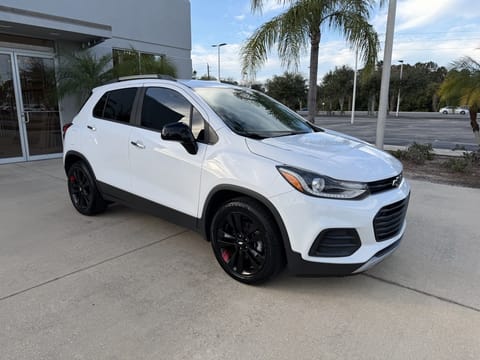 1 image of 2019 Chevrolet Trax LT