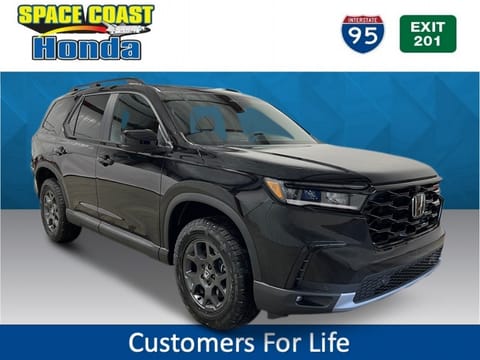 1 image of 2025 Honda Pilot TrailSport