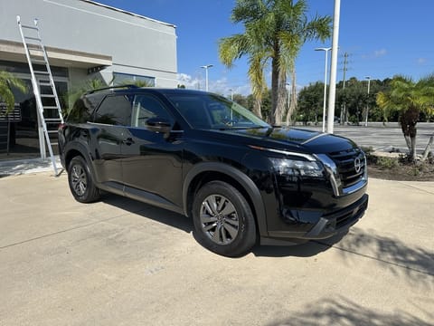 1 image of 2025 Nissan Pathfinder SV