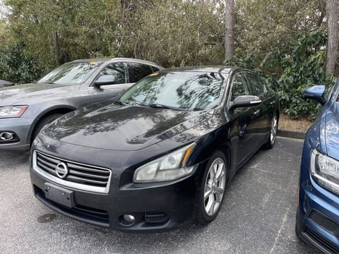 1 image of 2012 Nissan Maxima 3.5 SV