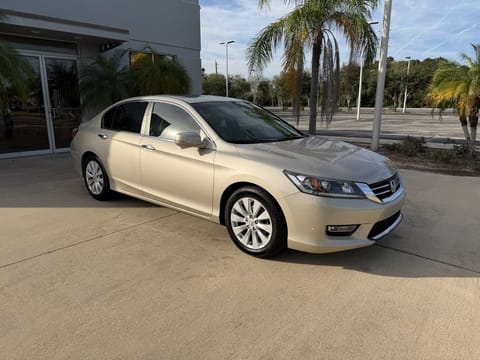 1 image of 2013 Honda Accord EX-L