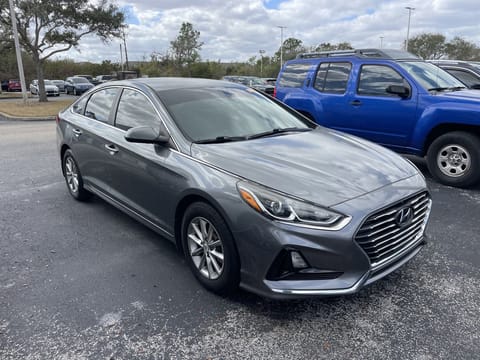 1 image of 2019 Hyundai Sonata SE