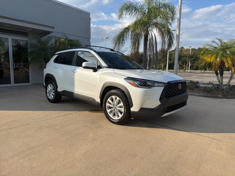 1 image of 2024 Toyota Corolla Cross LE