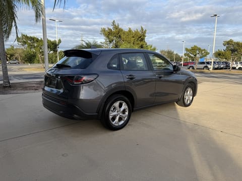 2025 Honda HR-V LX