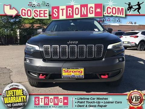 1 image of 2019 Jeep Cherokee Trailhawk
