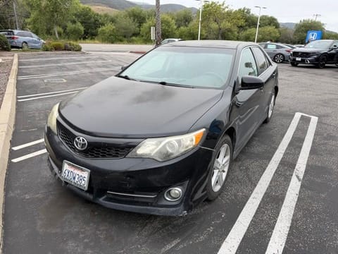 1 image of 2012 Toyota Camry SE