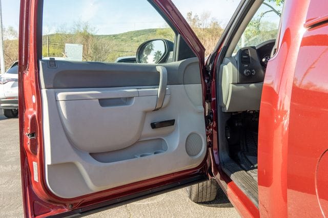 2013 Chevrolet Silverado 1500 Work Truck - Photo 12