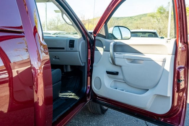 2013 Chevrolet Silverado 1500 Work Truck - Photo 18