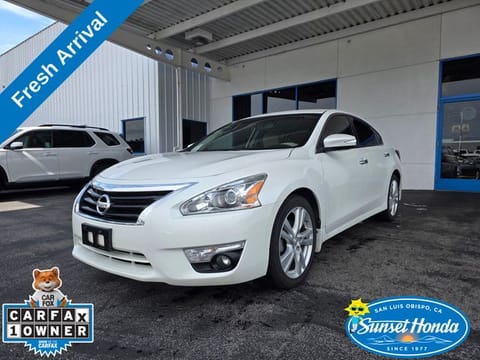 1 image of 2015 Nissan Altima 3.5 SL