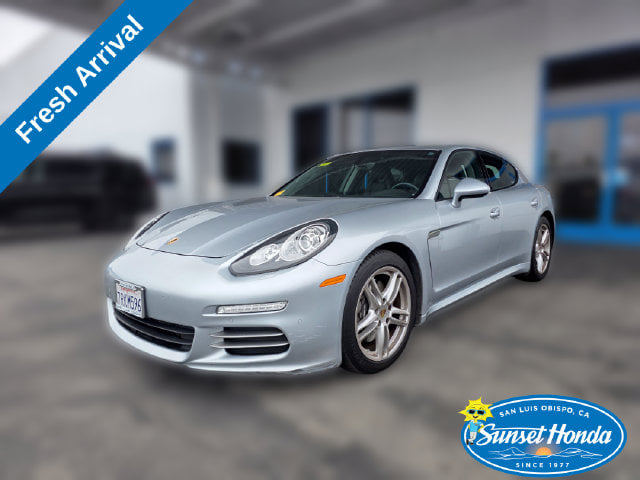 2015 Porsche Panamera Base