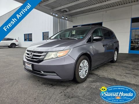 1 image of 2016 Honda Odyssey LX
