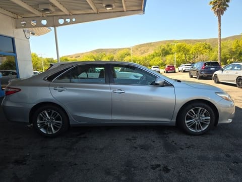 2016 Toyota Camry SE