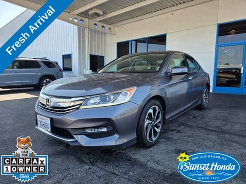 1 image of 2017 Honda Accord EX