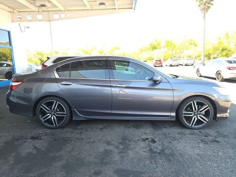 2017 Honda Accord Touring