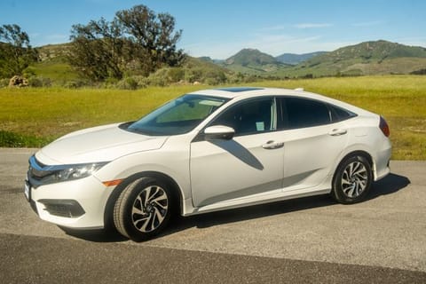 1 image of 2017 Honda Civic EX