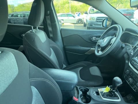 2018 Jeep Cherokee Latitude