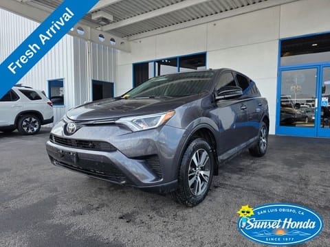 1 image of 2018 Toyota RAV4 LE