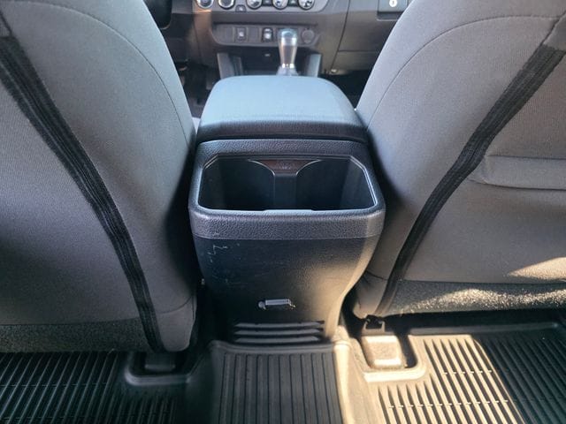 2018 Toyota Tacoma TRD Sport - Photo 19
