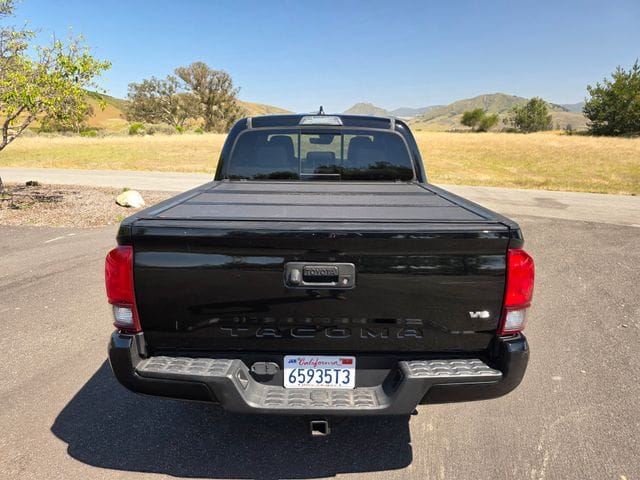 2018 Toyota Tacoma TRD Sport - Photo 16