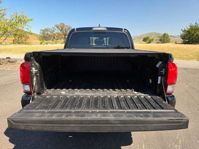 2018 Toyota Tacoma TRD Sport - Photo 14