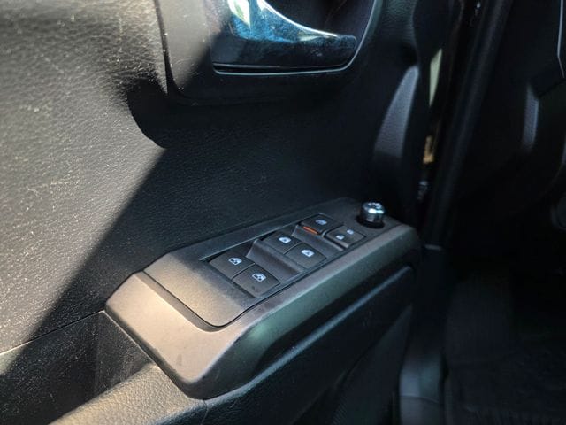 2018 Toyota Tacoma TRD Sport - Photo 25