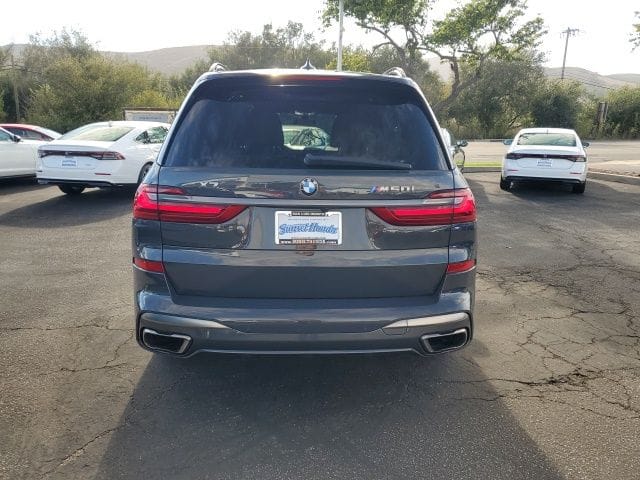 2021 BMW X7 M50i - Photo 9
