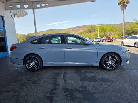 2022 Honda Accord Hybrid Touring