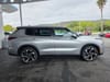 8 thumbnail image of  2022 Mitsubishi Outlander ES