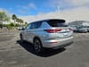 10 thumbnail image of  2022 Mitsubishi Outlander ES