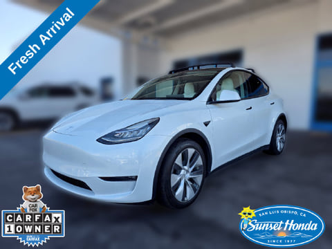 1 image of 2022 Tesla Model Y Long Range