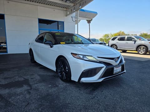 2022 Toyota Camry Hybrid XSE