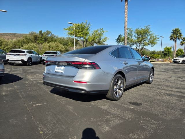 2023 Honda Accord EX - Photo 17
