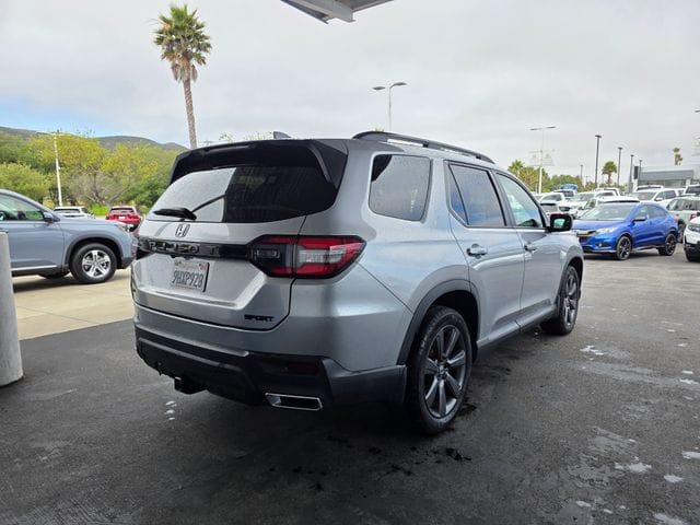 2023 Honda Pilot Sport - Photo 7
