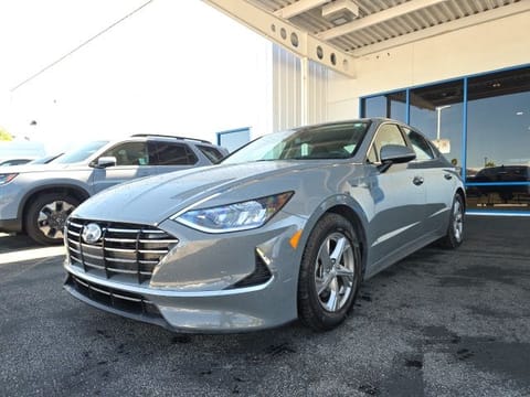 1 image of 2023 Hyundai Sonata SE