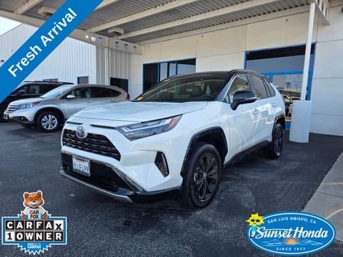 1 image of 2023 Toyota RAV4 Hybrid XSE