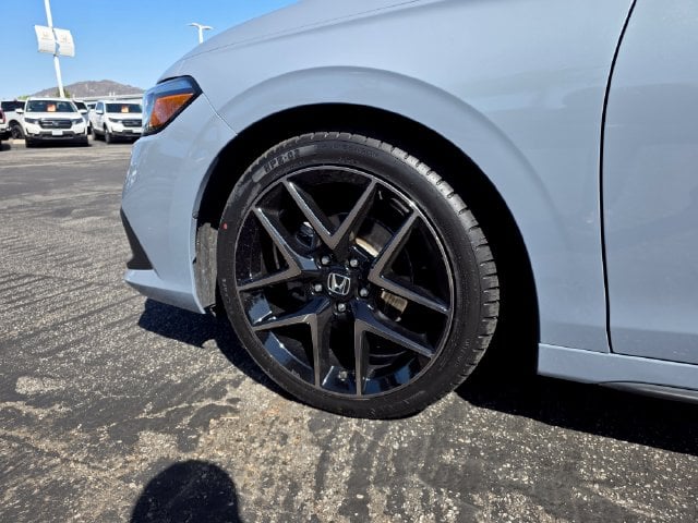 2024 Honda Civic Hatchback Sport Touring - Photo 12